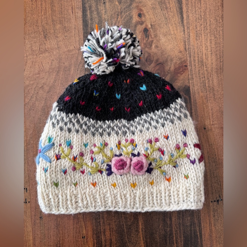 Women Beanie Handmade in Nepal 100% Wool with liner- Embroidered Floral